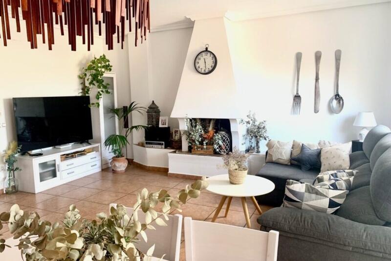 3 bedroom Townhouse for sale