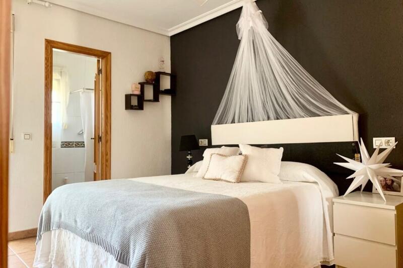 3 bedroom Townhouse for sale