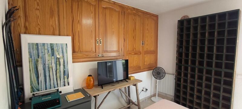 2 bedroom Townhouse for sale