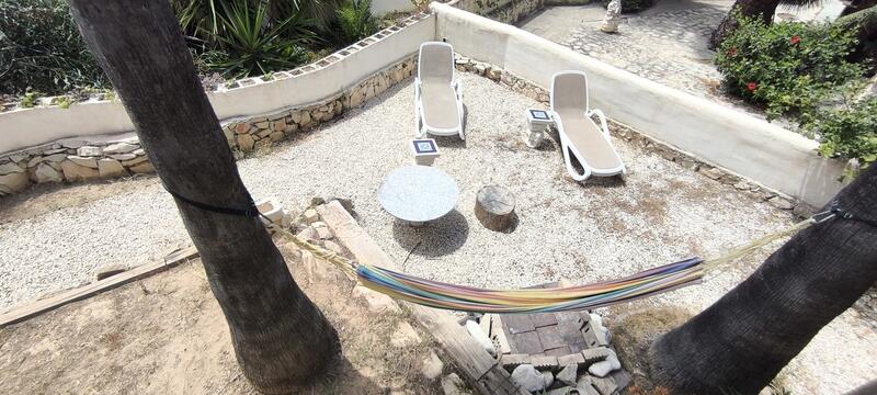 2 bedroom Townhouse for sale