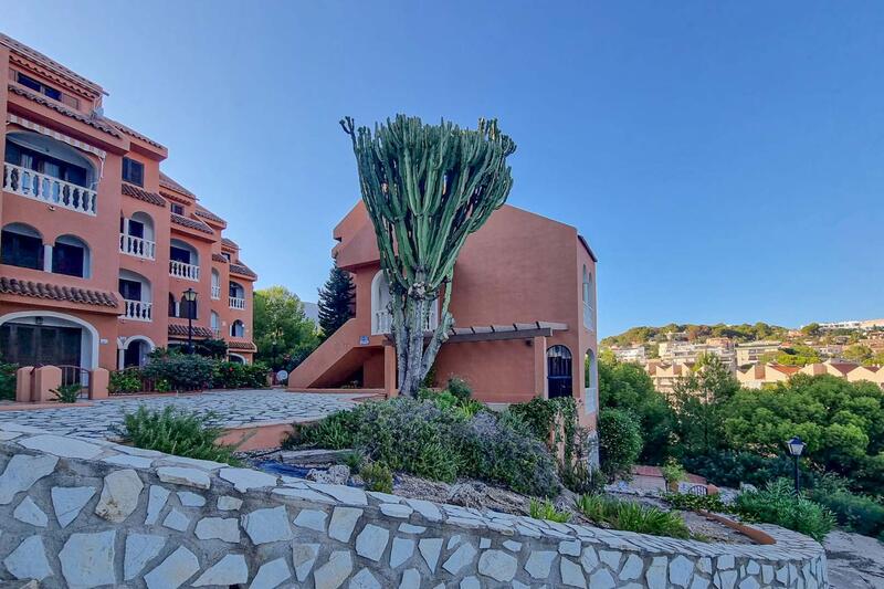 3 bedroom Townhouse for sale