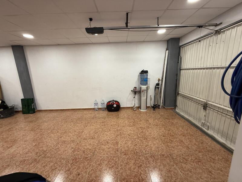 3 slaapkamer Gezinswoning Te koop