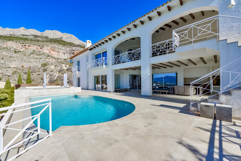 Villa til salgs i Altea, Alicante