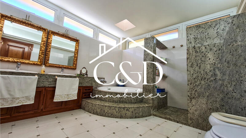 5 soveværelse Villa til salg