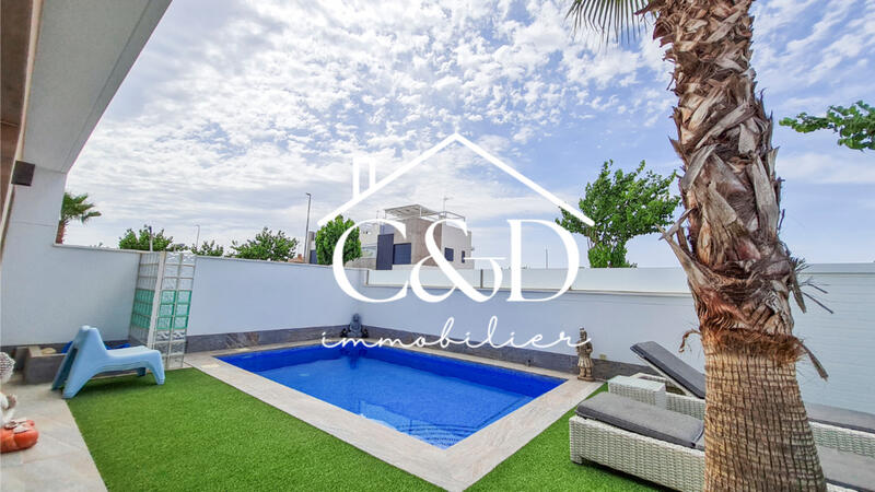 4 sovrum Villa till salu