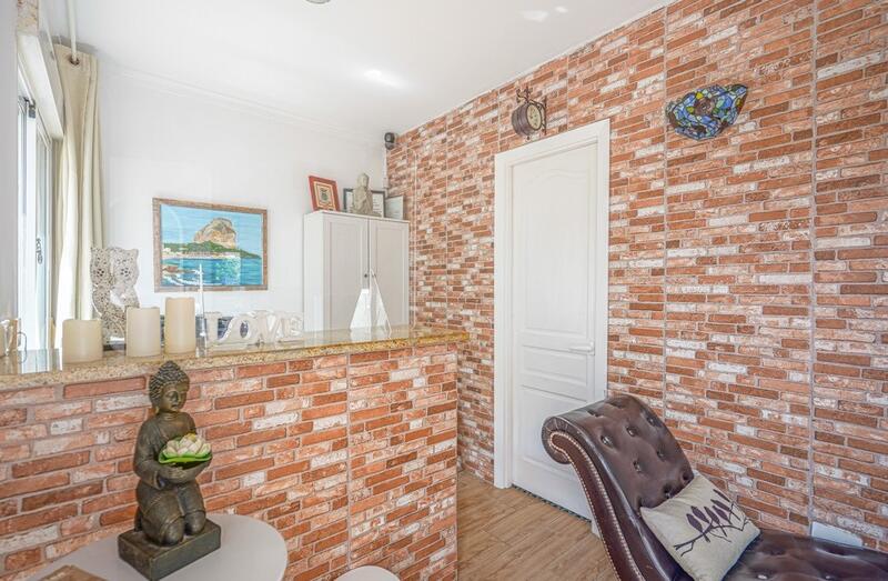 16 Cuarto Local Comercial en venta