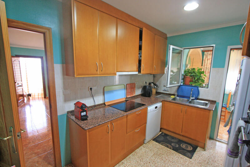 4 Cuarto Villa en venta
