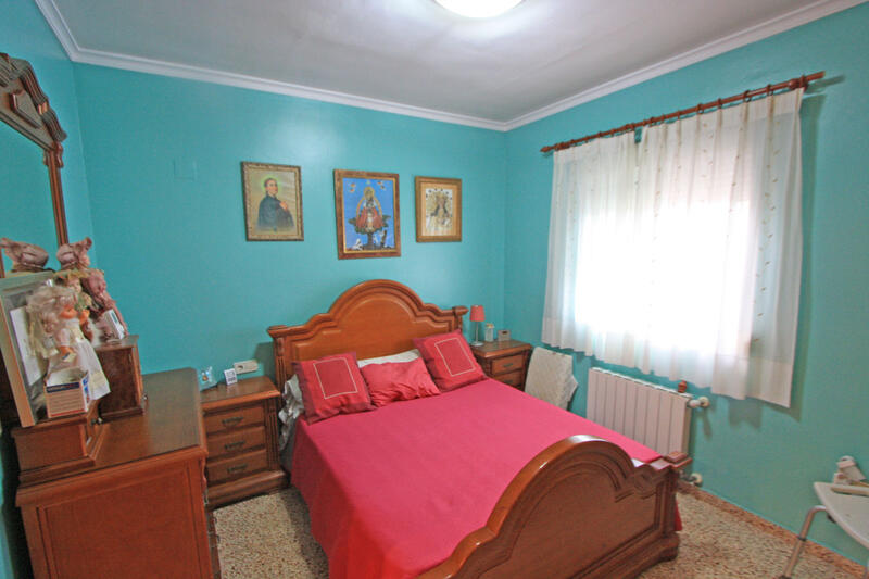 4 Cuarto Villa en venta