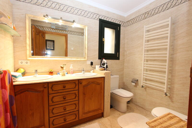 5 chambre Villa à vendre