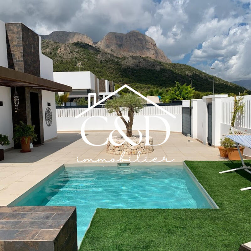 3 bedroom Villa for sale