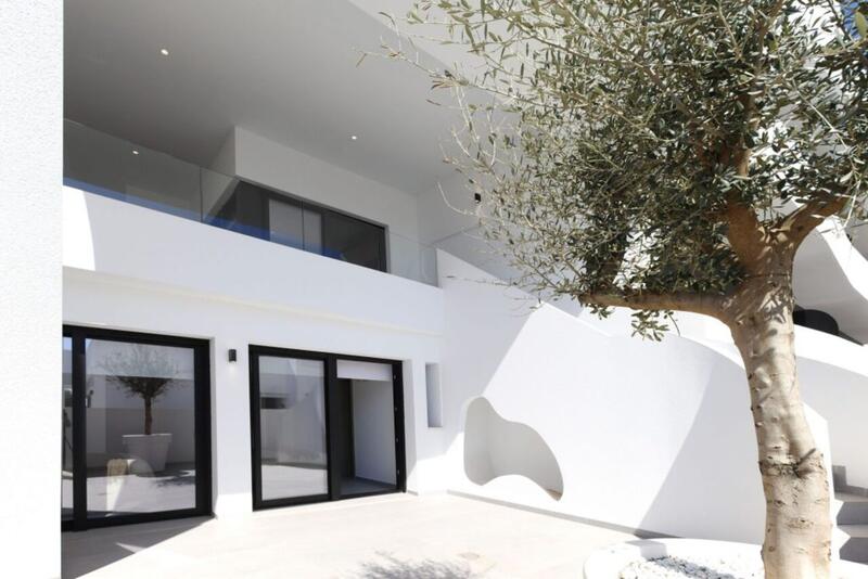 4 Cuarto Villa en venta