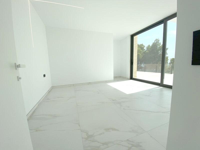 5 bedroom Villa for sale