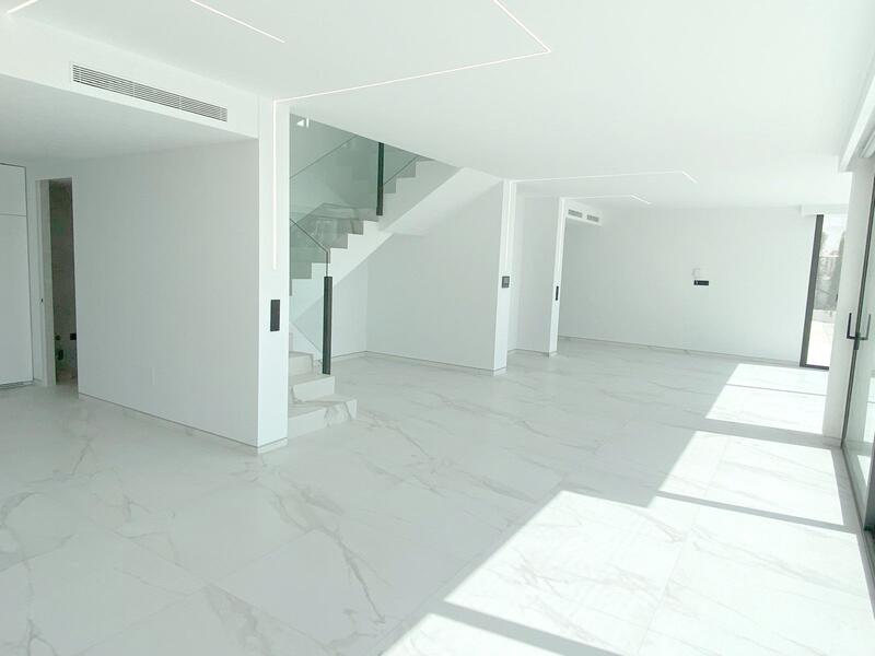 5 bedroom Villa for sale