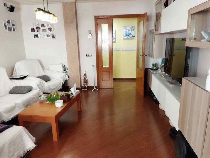 3 bedroom Apartment for sale