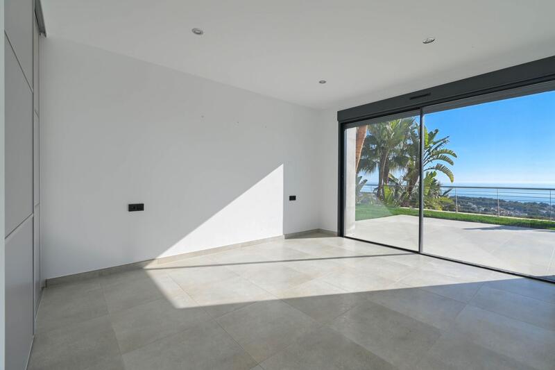 6 Cuarto Villa en venta