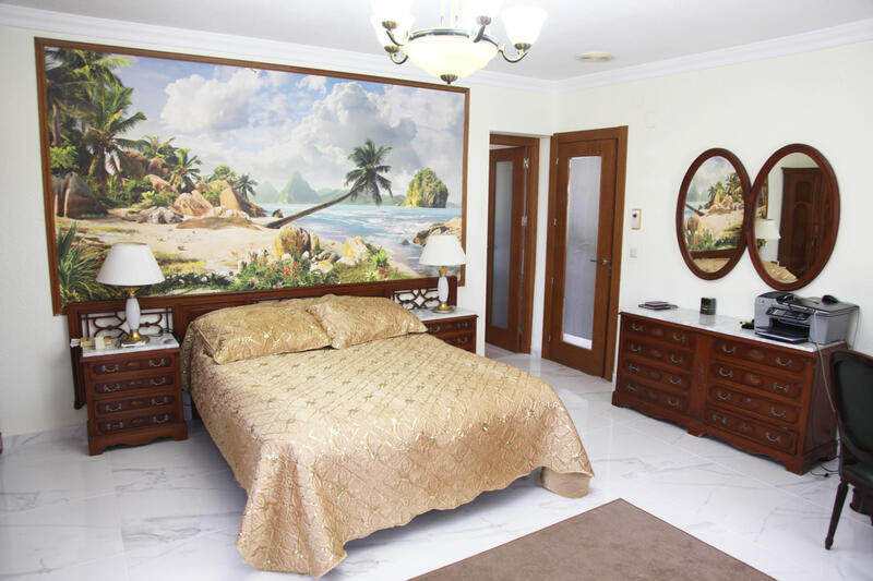 5 bedroom Villa for sale