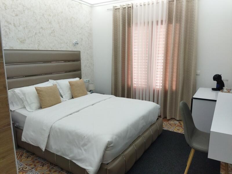 8 soverom Forretningseiendom til salgs