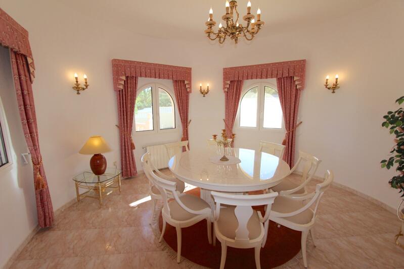 4 bedroom Villa for sale