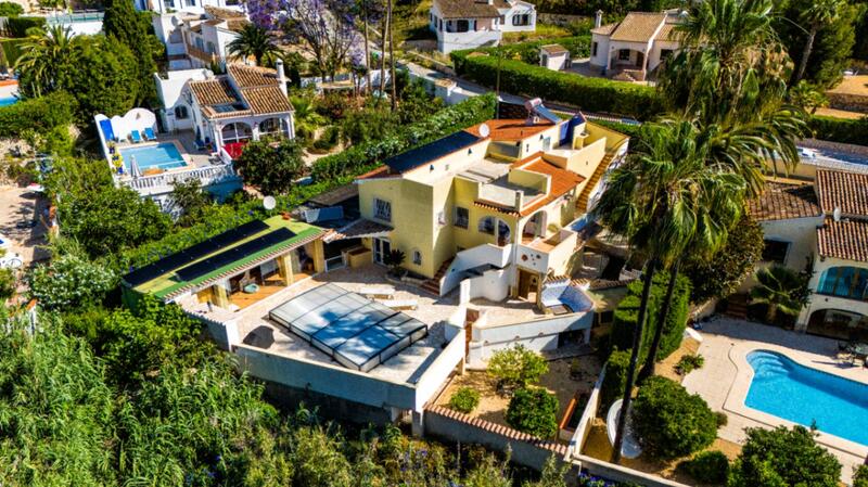 Villa Te koop in Benissa, Alicante