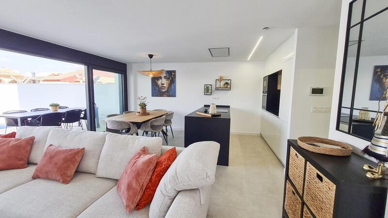 3 Cuarto Villa en venta