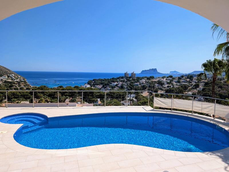 Villa for sale in Moraira, Alicante