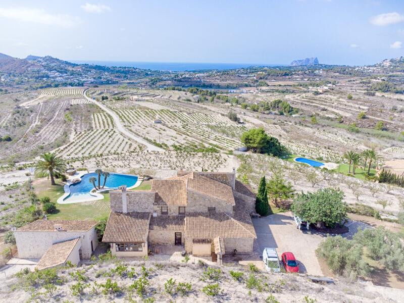 4 bedroom Country House for sale