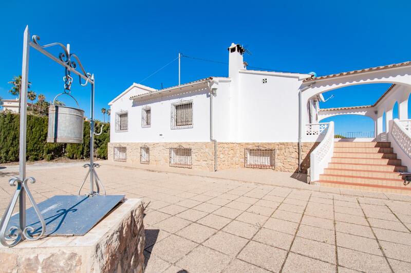 6 sovrum Villa till salu