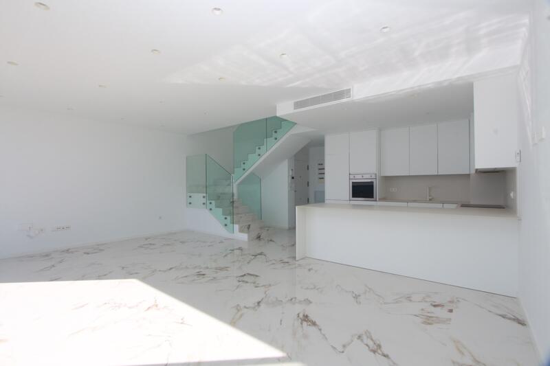 3 bedroom Apartment for sale