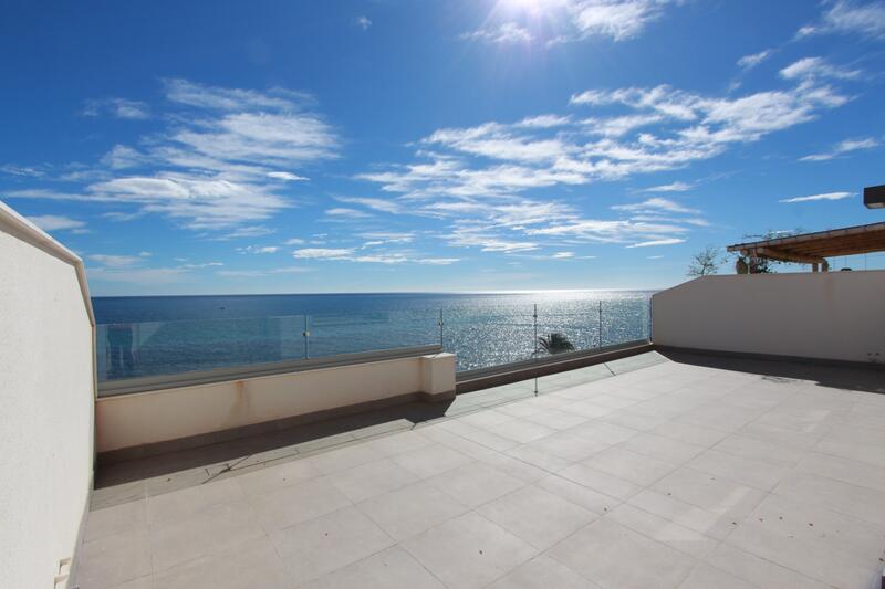 3 bedroom Apartment for sale