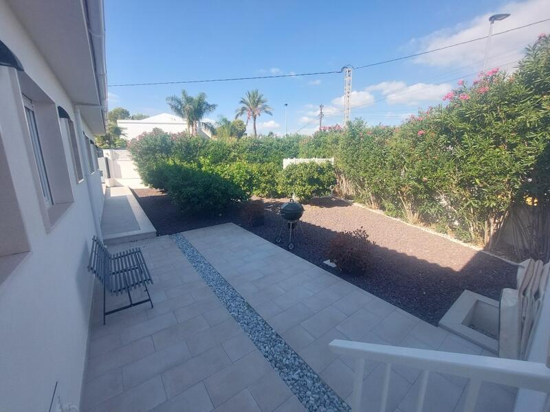 5 bedroom Villa for sale