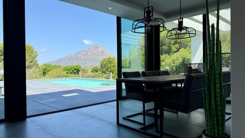 3 bedroom Villa for sale