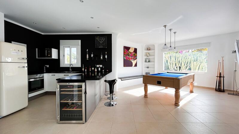 5 bedroom Villa for sale