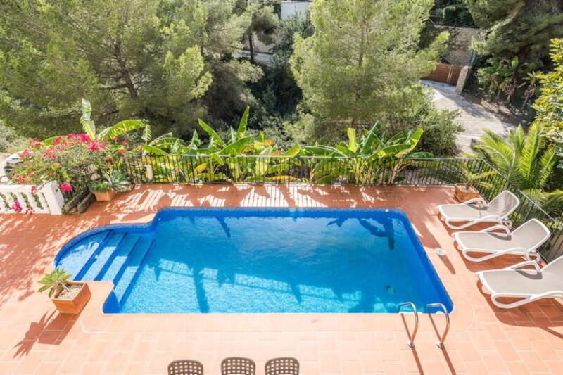 6 bedroom Villa for sale