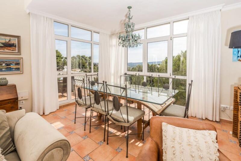 6 bedroom Villa for sale