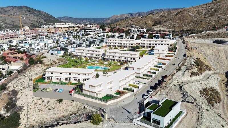 3 Cuarto Adosado en venta