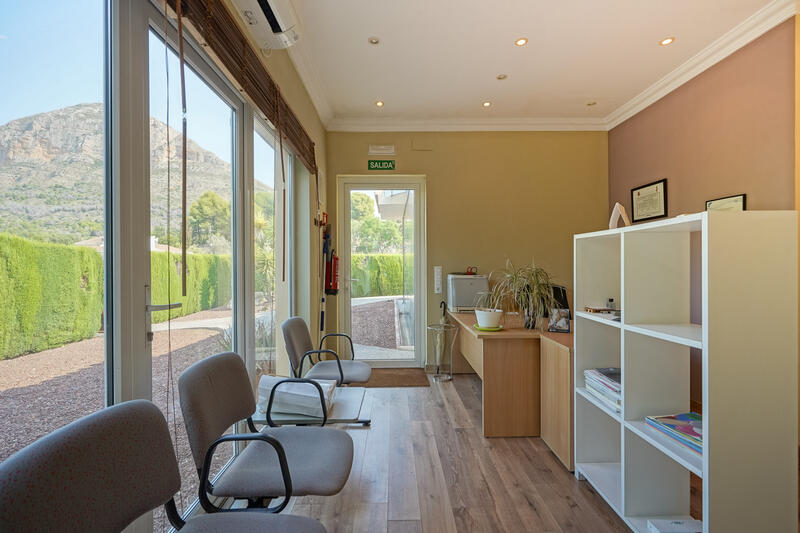 4 Schlafzimmer Villa zu verkaufen