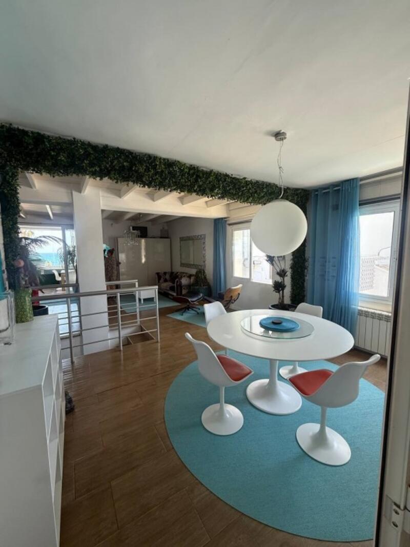 7 bedroom Villa for sale