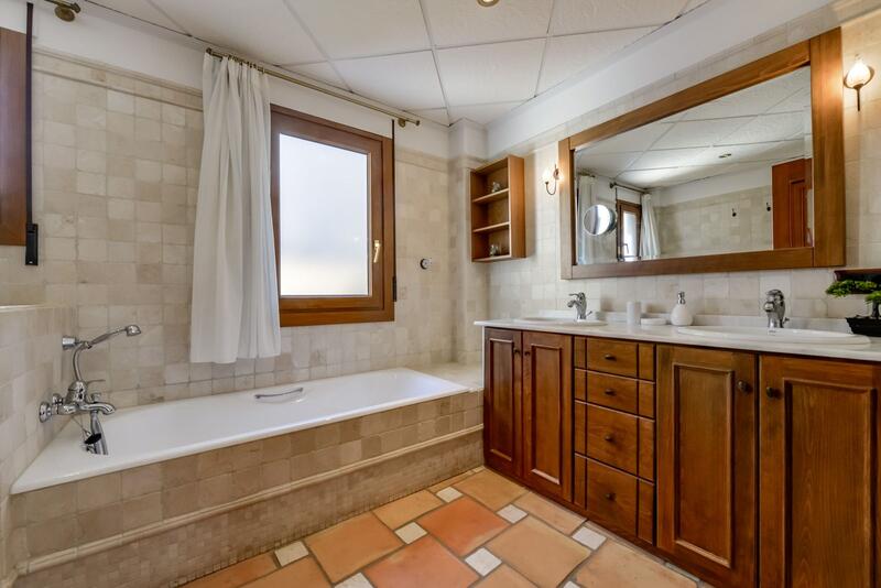 4 bedroom Villa for sale