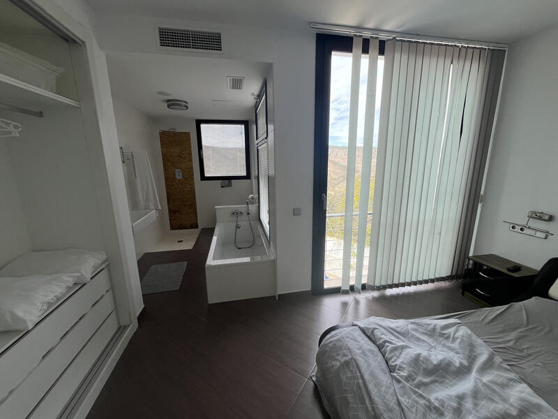 4 Schlafzimmer Villa zu verkaufen