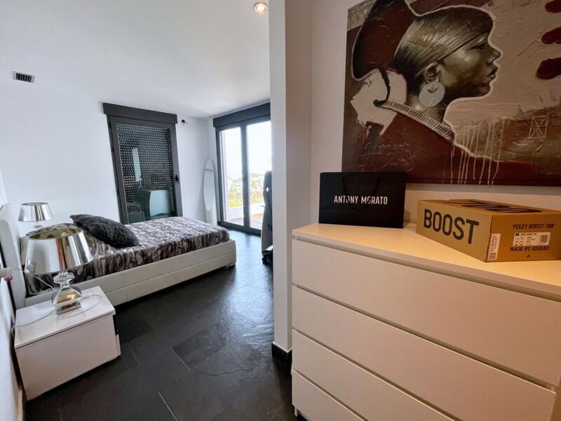 4 Schlafzimmer Villa zu verkaufen