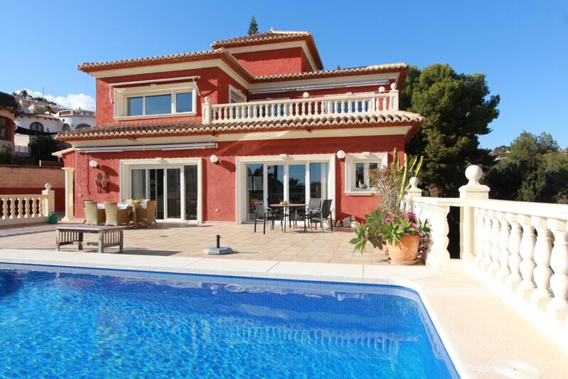 Villa for sale in Calpe, Alicante