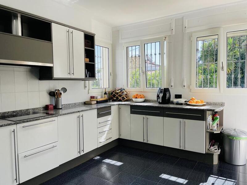 5 slaapkamer Villa Te koop