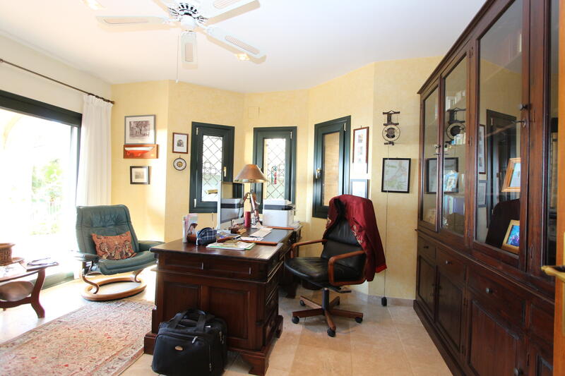 5 soverom Villa til salgs