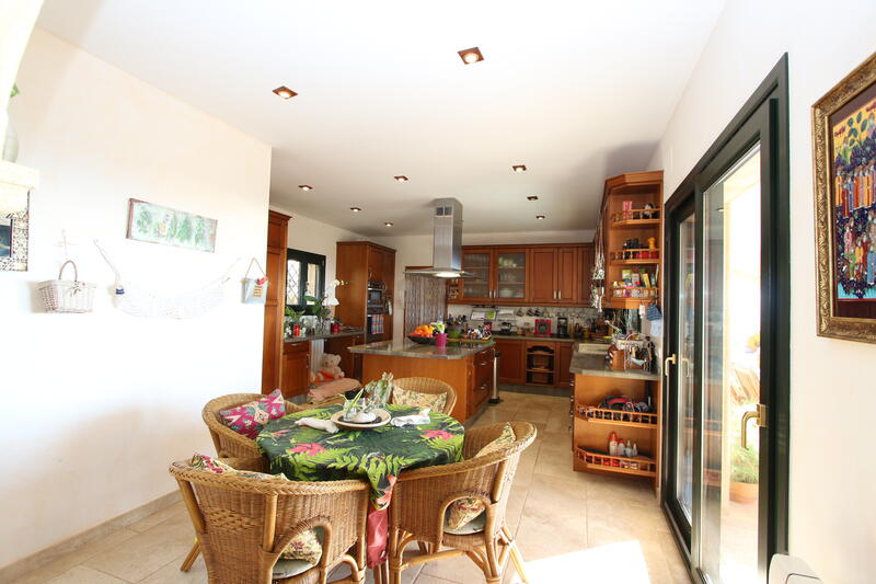 5 soverom Villa til salgs