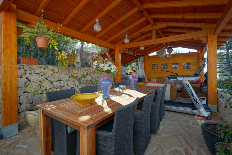 3 спальная комната вилла продается