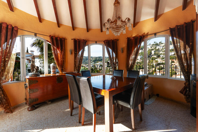 3 спальная комната вилла продается