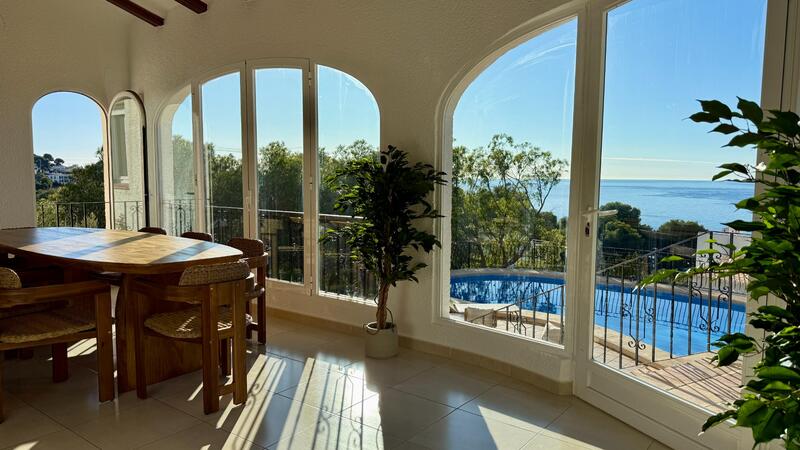 4 chambre Villa à vendre 4 chambre Villa à vendre