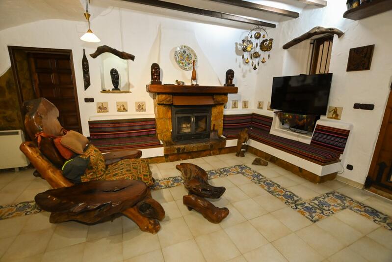 4 bedroom Commercial Property for sale