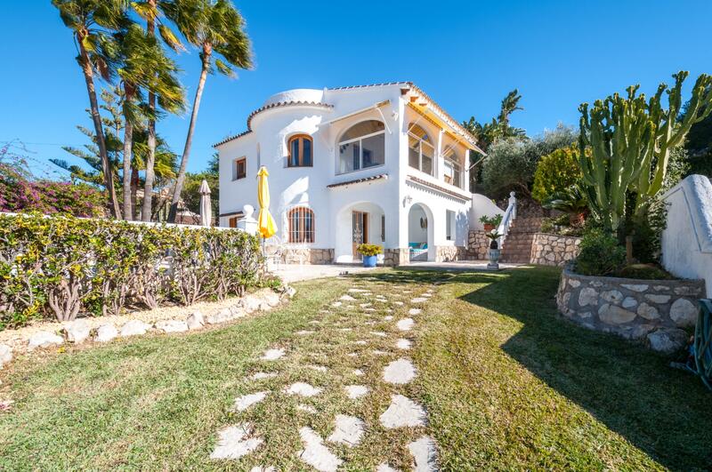 Villa til salgs i Benissa, Alicante