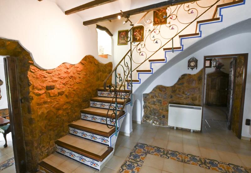 4 bedroom Commercial Property for sale 4 bedroom Commercial Property for sale